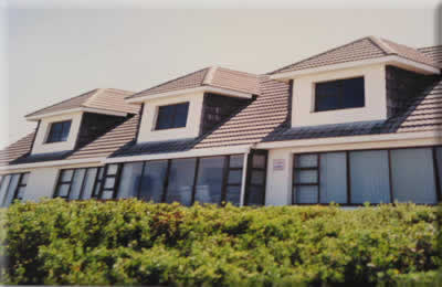 Large Windows On The Bay!